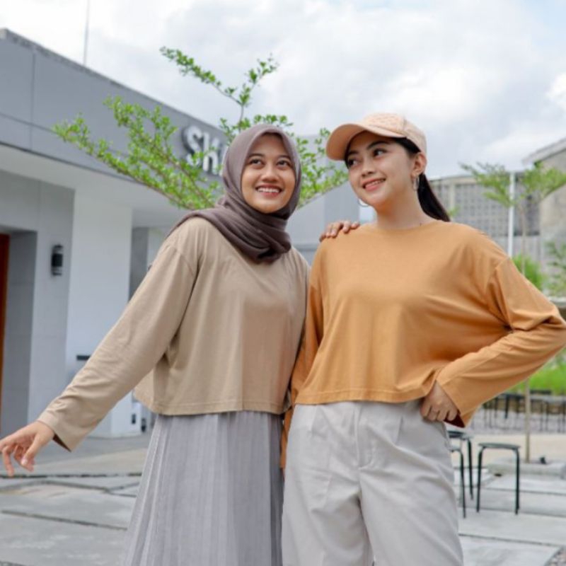 Kaos Crop Top Oversize Lengan Panjang Polos Tshirt Croptop
