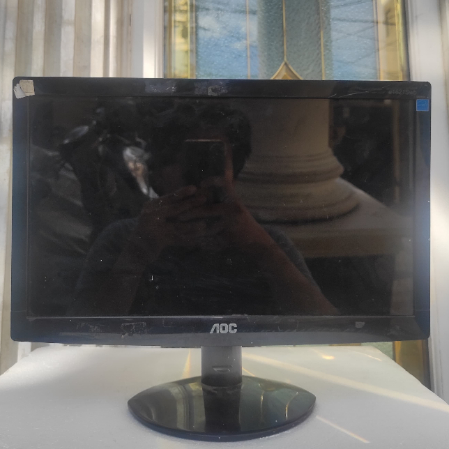 Monitor AOC e1621Swb//Monitor Bekas layak dipakai