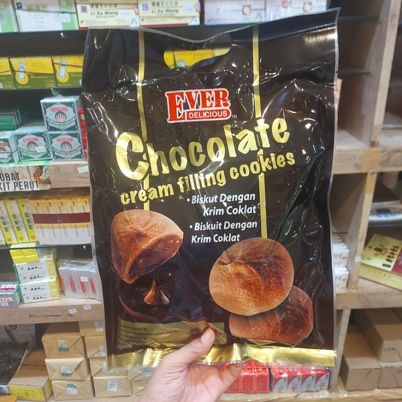 

ever delicious chocolate cream filling cookies biskuit isi krim coklat