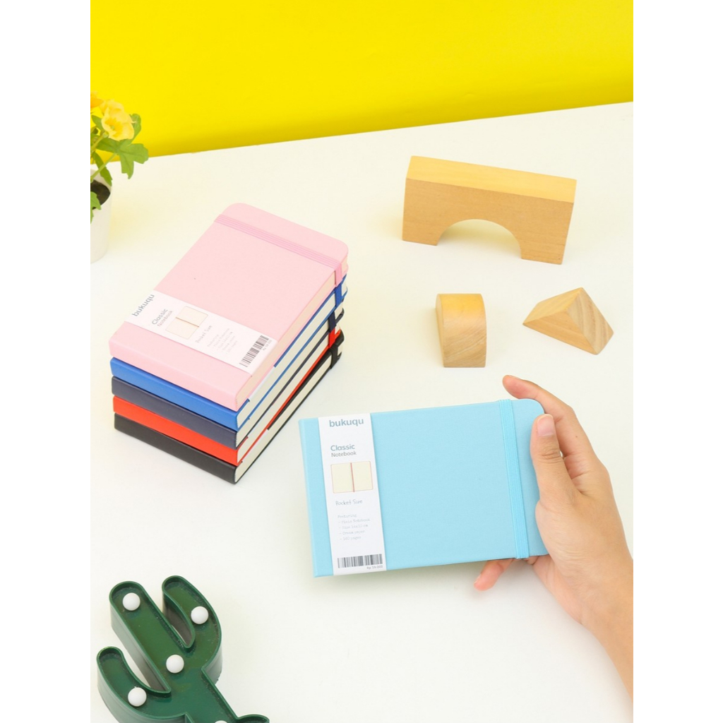 

Bukuqu Classic Notebook Landscape Uk A6 - Light Blue, Plain