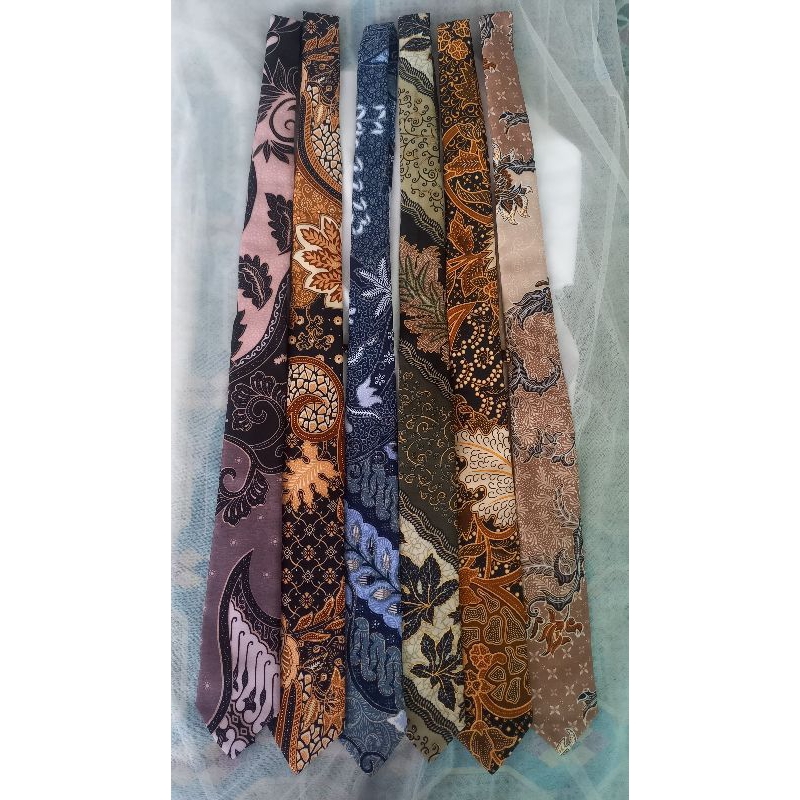 Dasi Batik