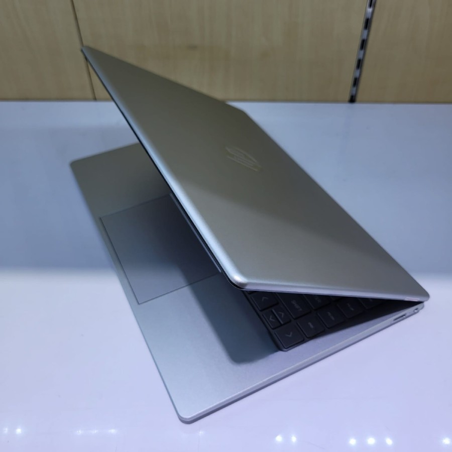 Laptop Gaming HP 14 Ryzen 7 7730U 16GB 1TB VEGA SILVER Touchscreen