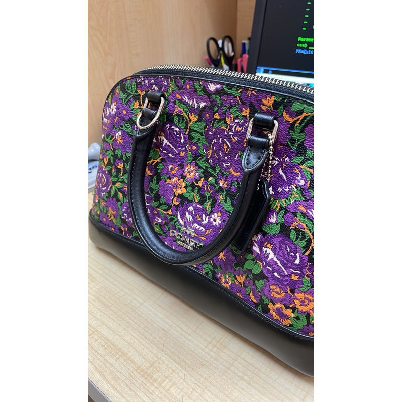 Prelove Coach sierra sling bag