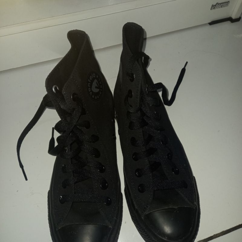 sepatu ventela uk 40 ethnic high all black/hitam second preloved