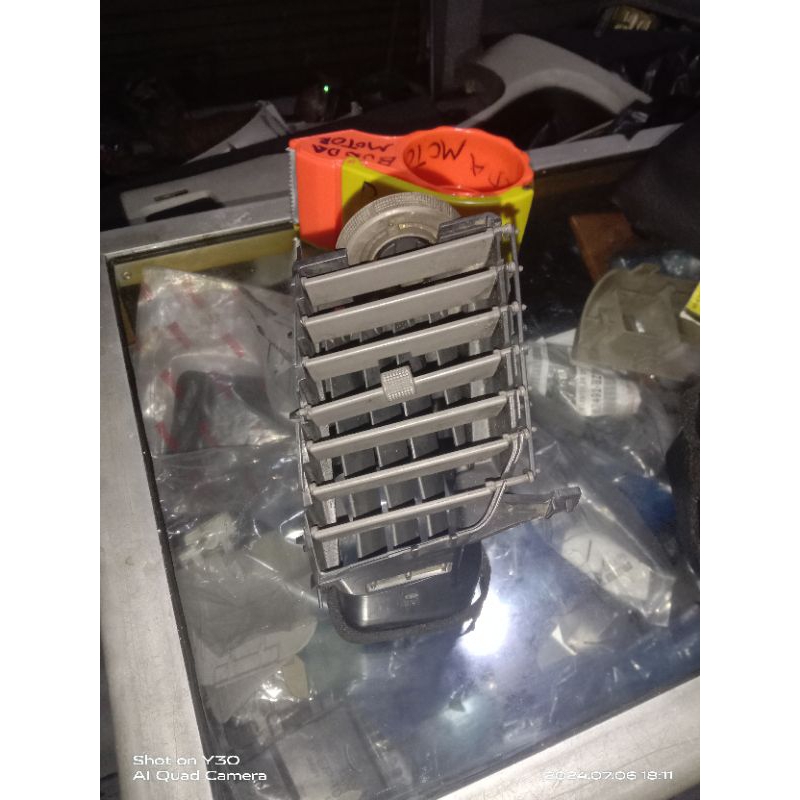 Kisi Kisi ac tengah Fortuner Hilux original