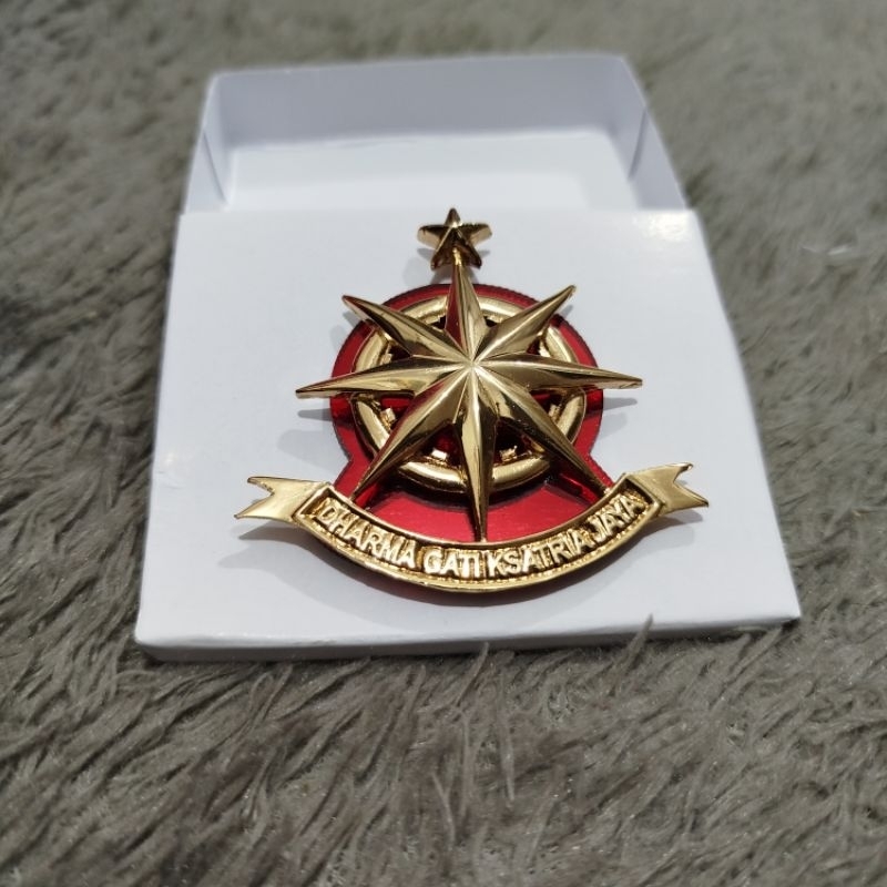 emblem baret bekang dasar akrilik mika terbaru