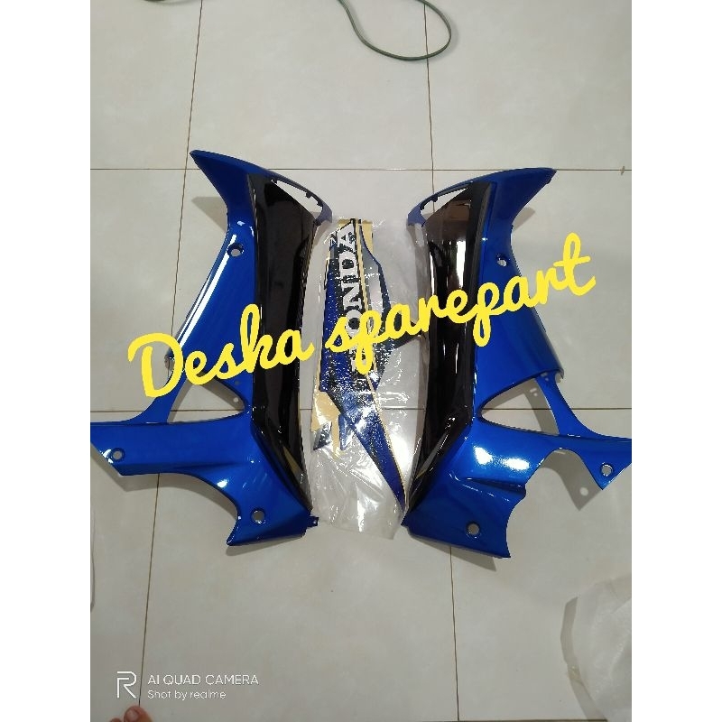 Sayap Supra x 125 lama, biru