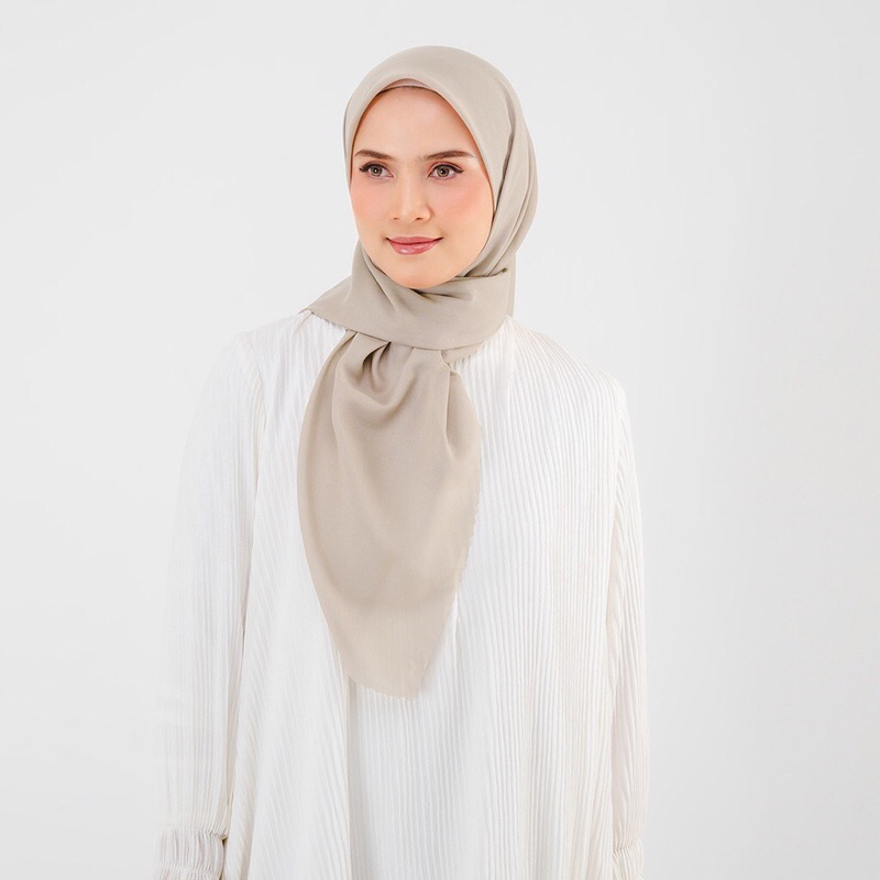 HIJAB DOA POLOS BY DEWI SANDRA