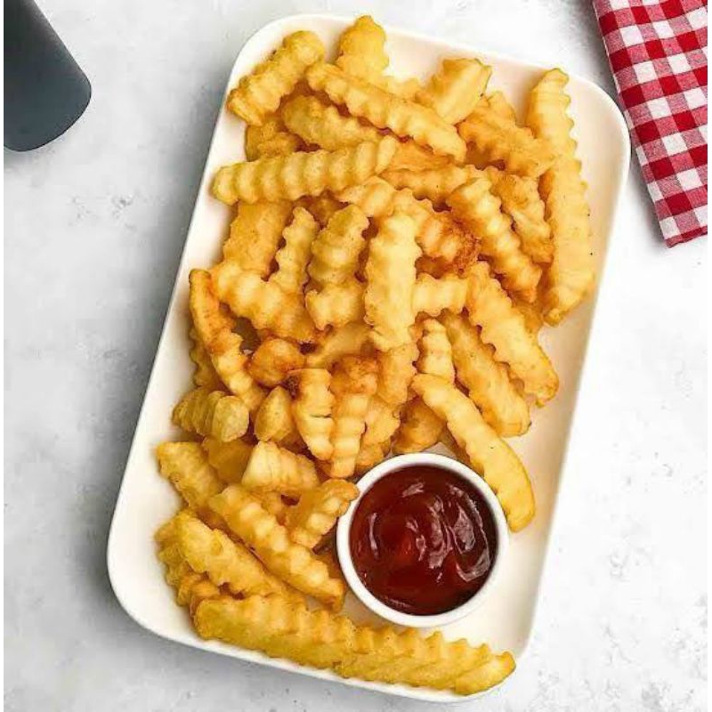 

French Fries Crinkle Cut 2.5kg KENTANG GORENG FROZEN BEKU CRINKLE GOGO AVIKO FROZENLAND Mccain 2.5kg