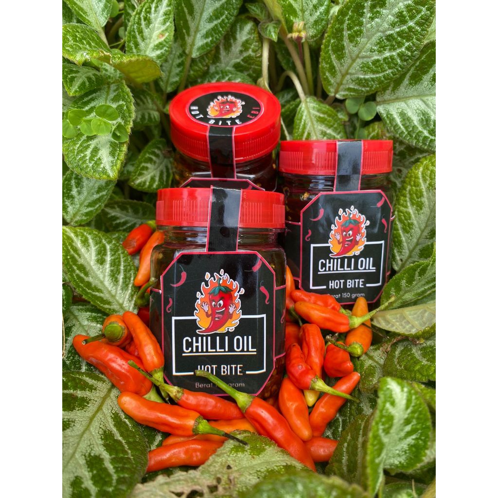 

Chili Oil HotBite - Spicy Chili Oil / MInyak Cabai Pedas