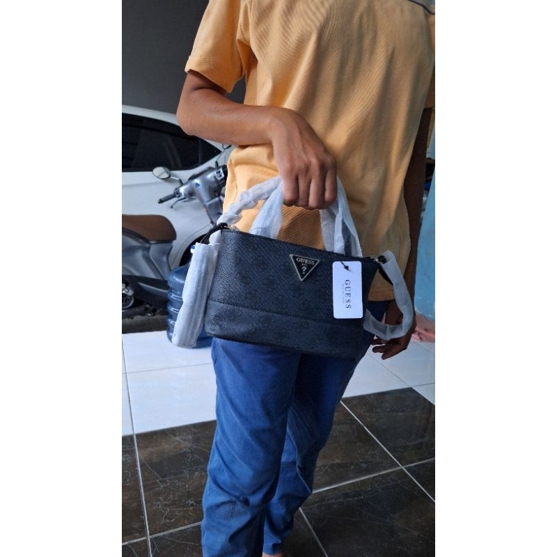 guess cordelia slingbag