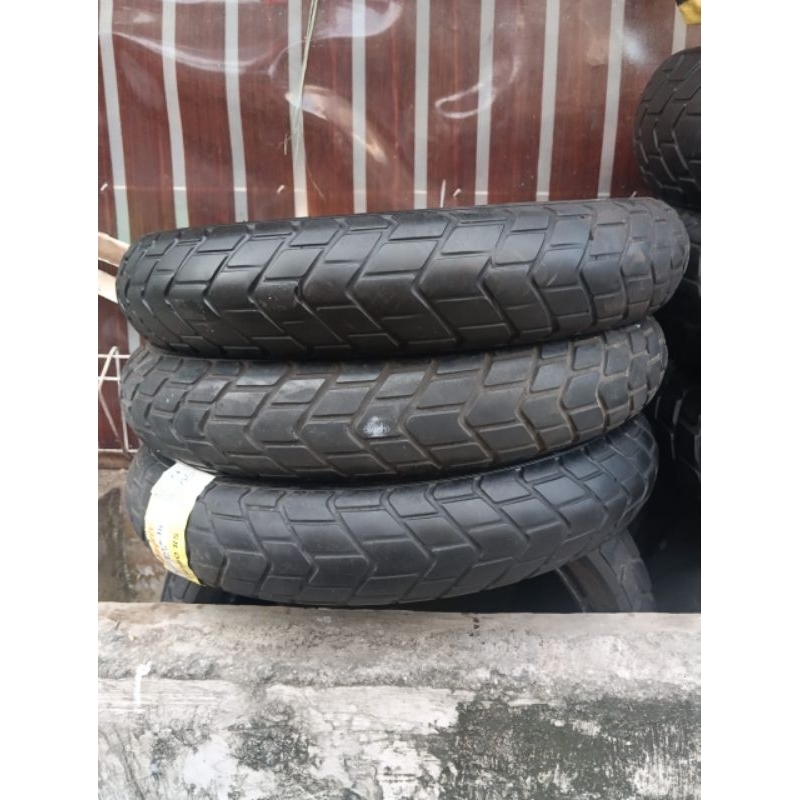 ban bekas Pirelli mt 110 80 18  bukan suntikan maupun vulkanisr