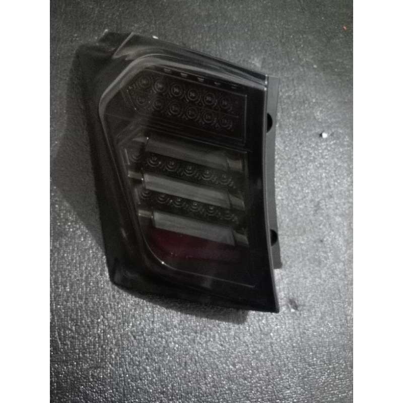 STOPLAMP ATAU LAMPU BELAKANG HONDA FREED LED LH/KIRI