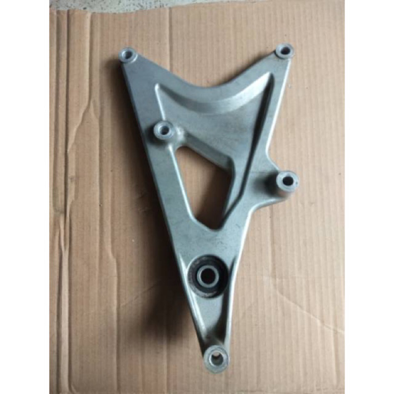 Swingarm arm honda vario 125 150 fi ori original AHM 52100-KZR-600