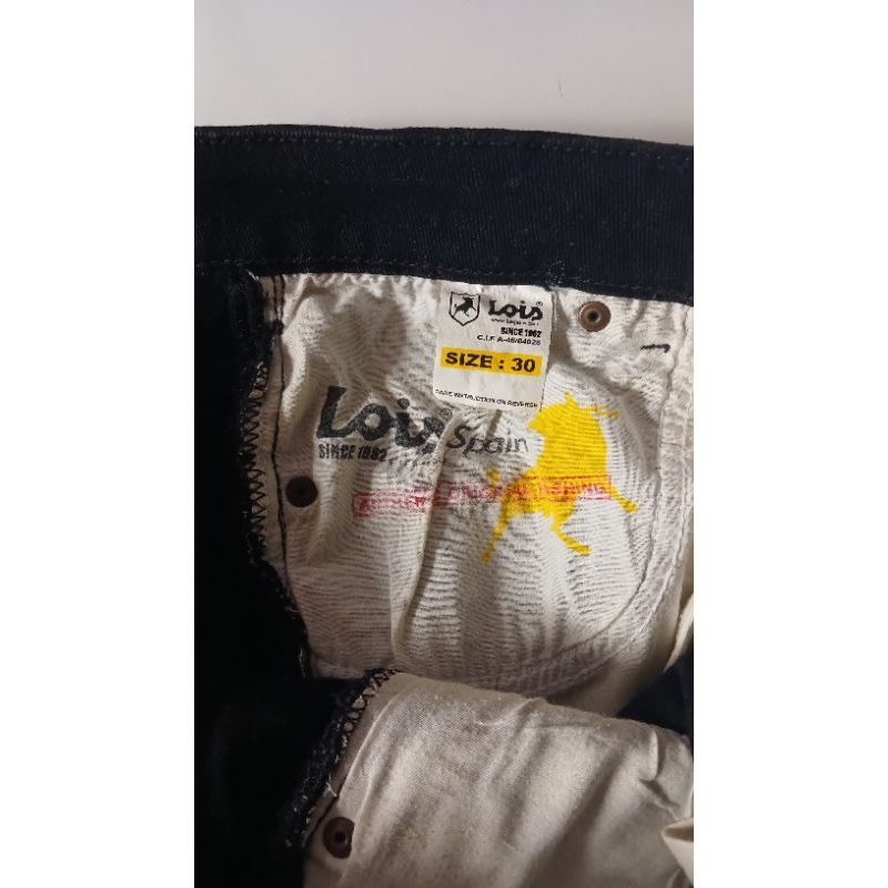 Preloved Celana Jeans Lois wanita slim fit C.I.F A-46/04028 warna hitam pekat 100% original