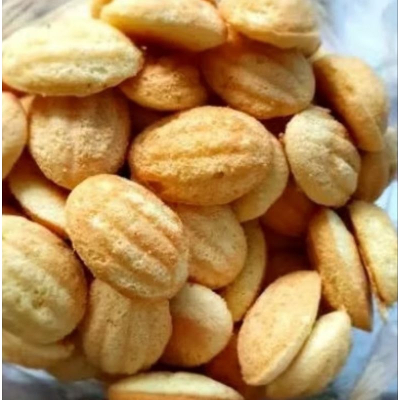 

SNACK KILOAN BOLU KIJING BOLU KERING JADUL