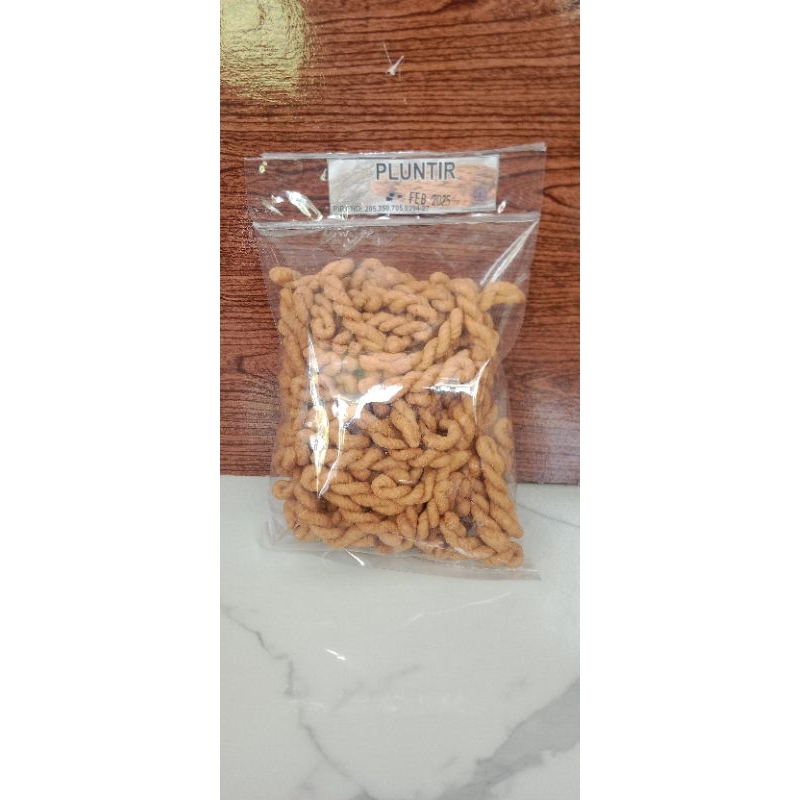 

Pelintir/Cemilan pluntir