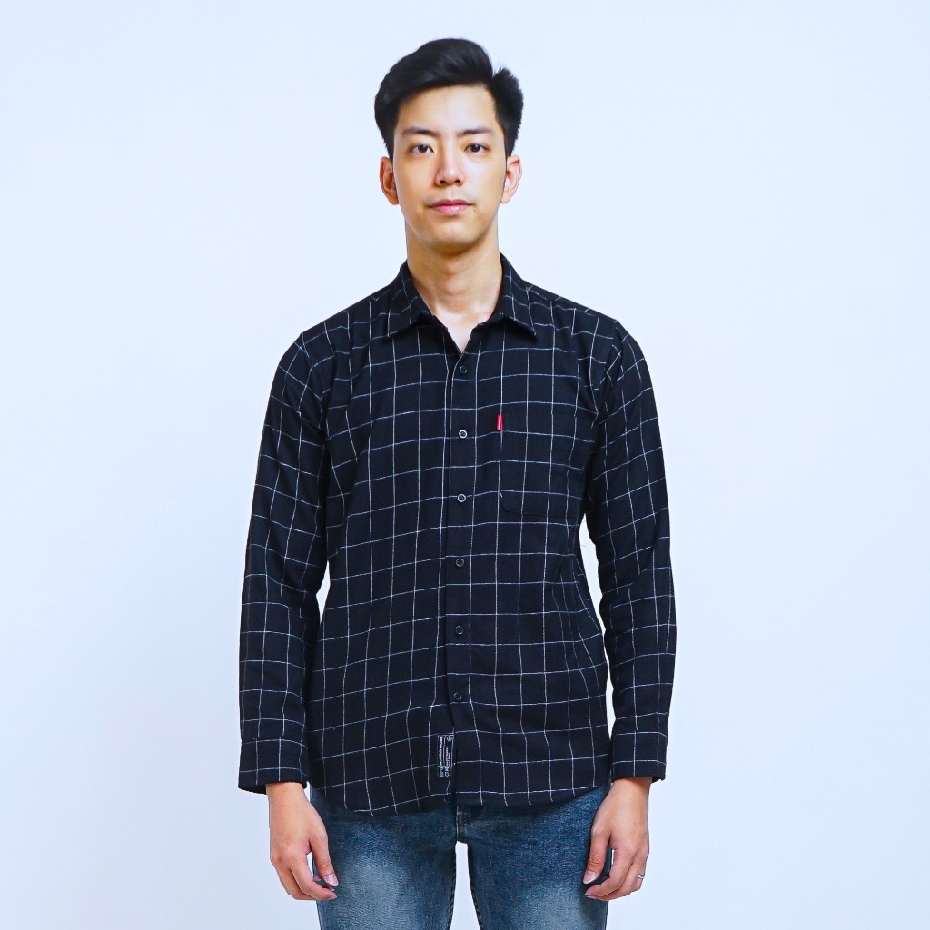 Monochrome Kemeja Pria Lengan Panjang Cotton Flanel Long Sleeve Shirt Squared Whiblack
