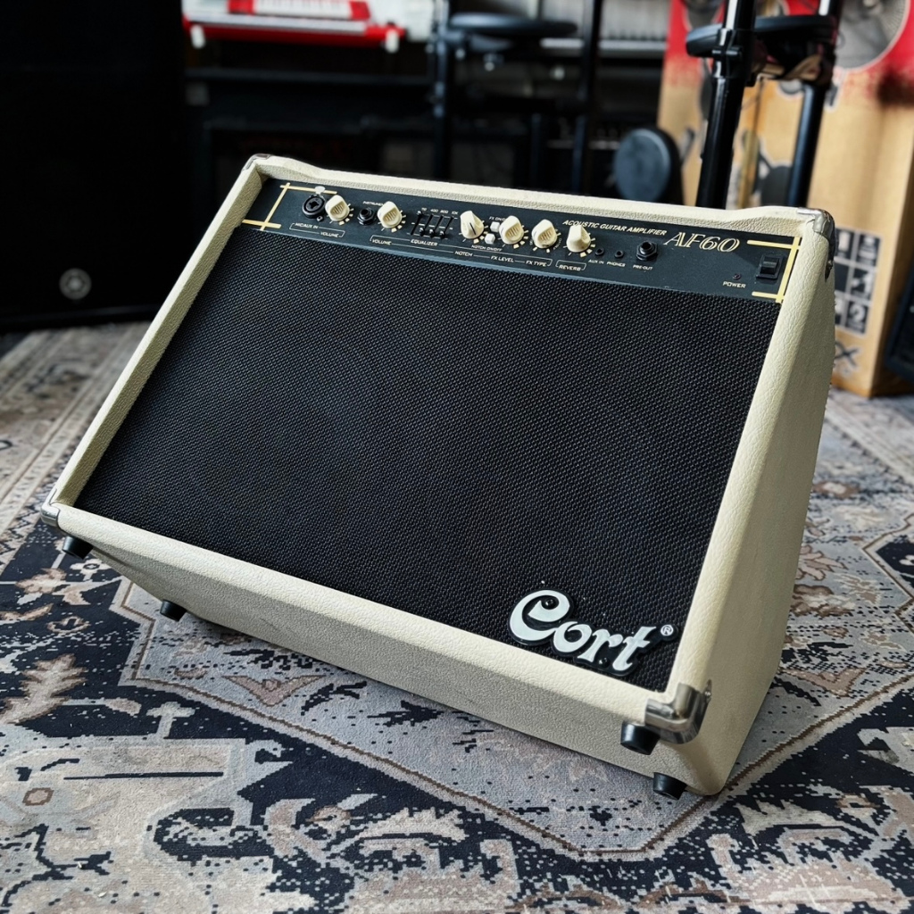 BILLY MUSIK - Cort AF60 2 x 8 Inch Speaker 60 Watt Total Power onboard Effects & Notch Control - Amp