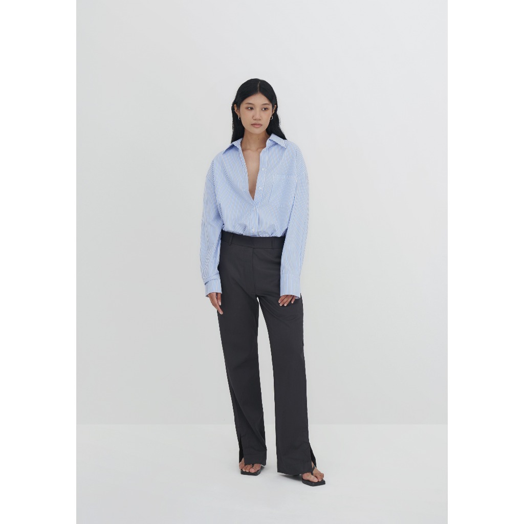 Oversize Dou Striped Shirt / Kemeja Wanita Kantor Garis Putih Biru Oversize, Kustom Bordir Delanes