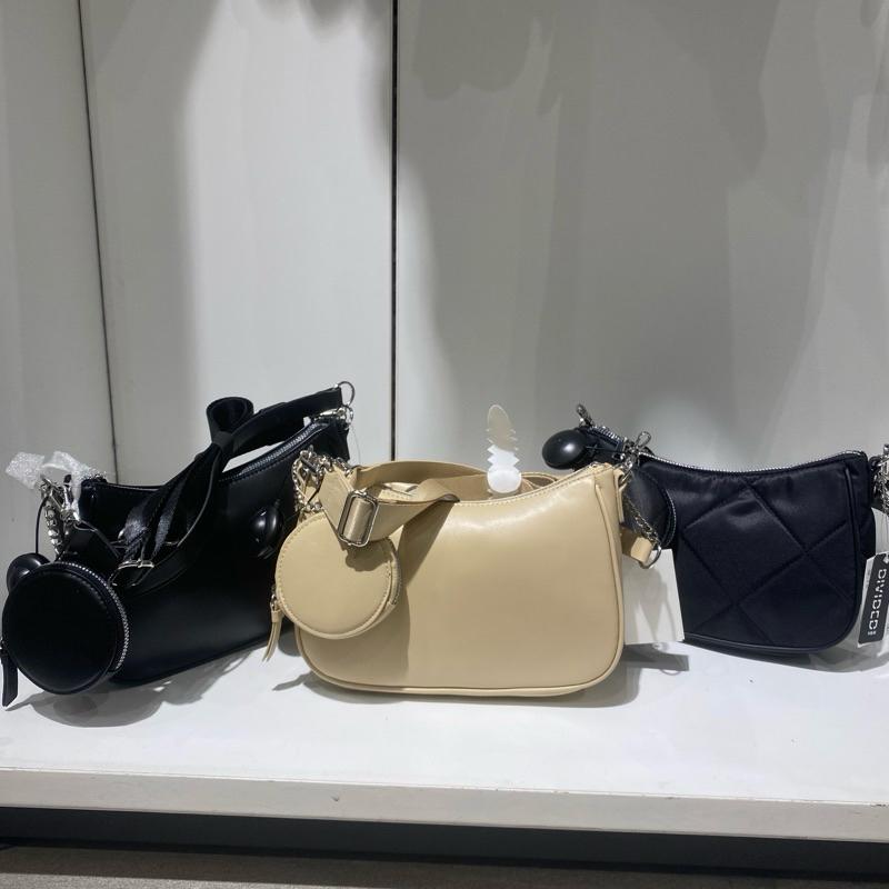 Sling / Soulder Bag / Tas H&M Original Store