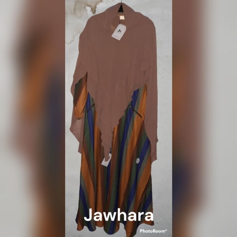 Gangnam series by Cynthia Mahendra dan gamis Jawhara Ready to wear (Reject)