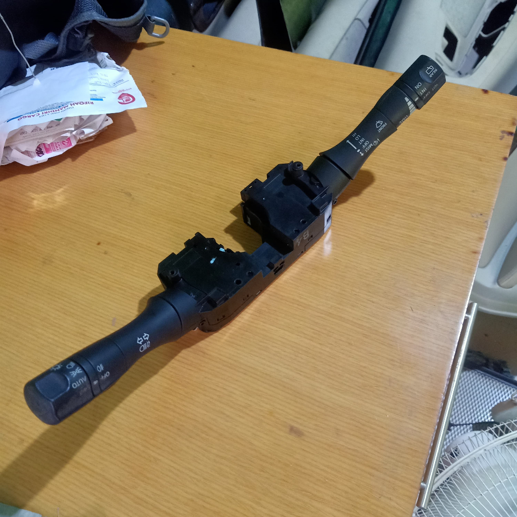 Saklar Lampu Sein Nissan Juke