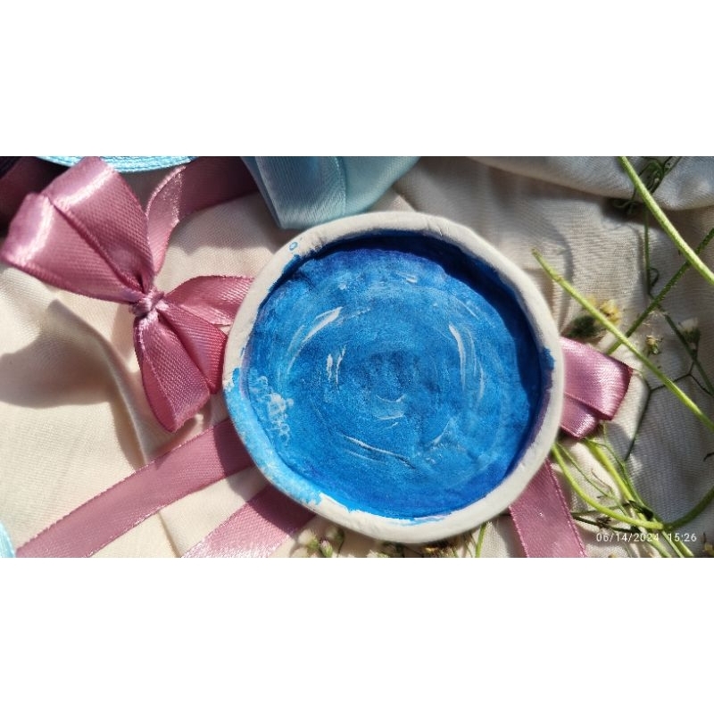 

painted rounded clay | cloudy dreamy land painting