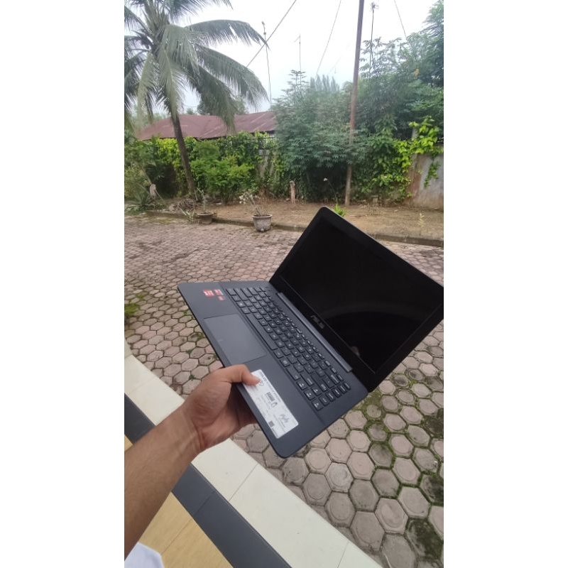 LAPTOP 1 JUTAAN UNTUK KULIAH KERJA ASUS X454Y AMD A8 RAM 4GB