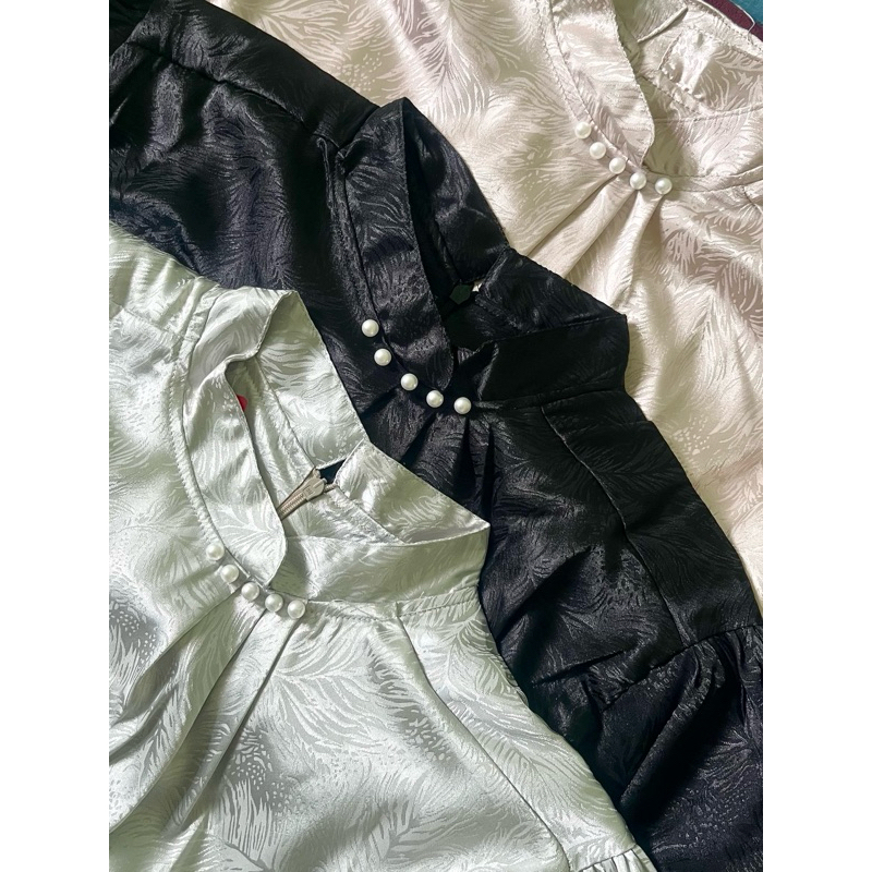 VIANA - Atasan wanita bahan jaguar silk