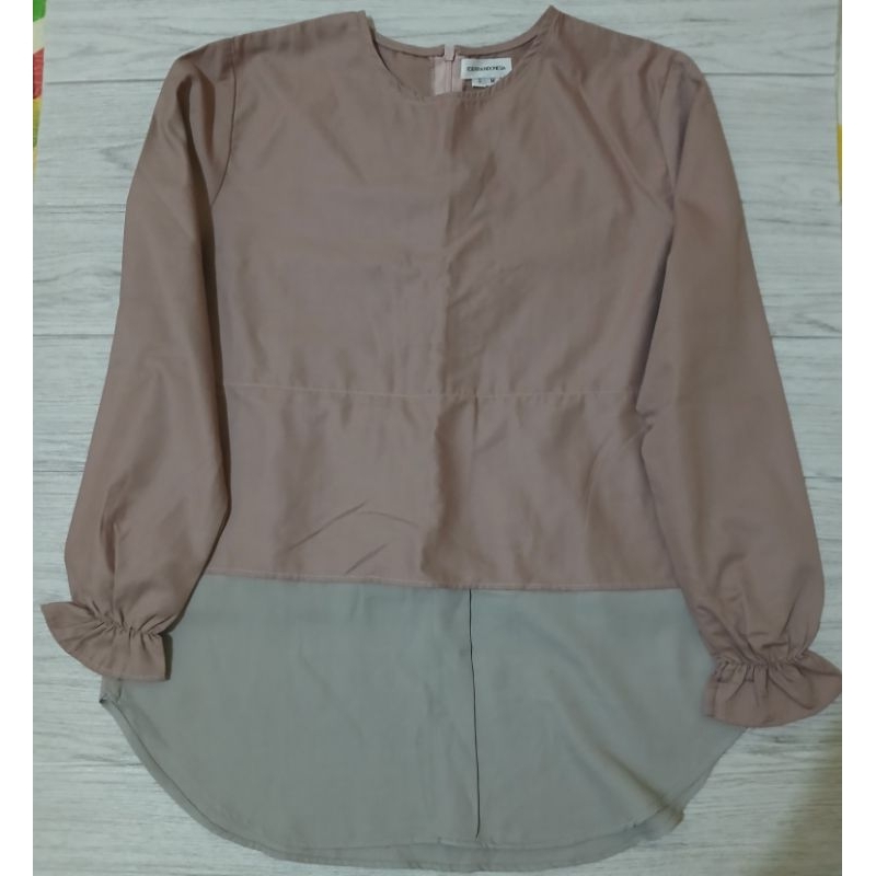Preloved Baju Atasan Ederra Indonesia
