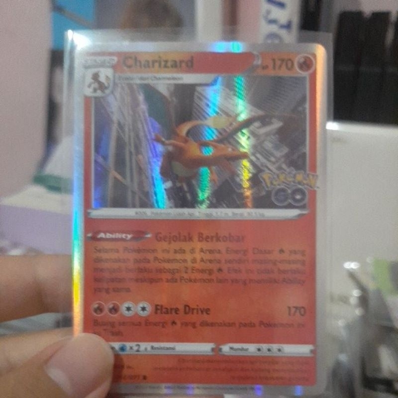 CHARIZARD HOLO POKEMON GO
