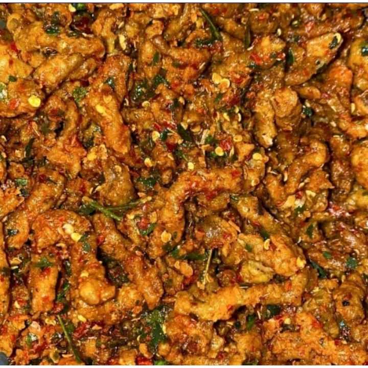 

CAMILANKU - KERIPIK USUS ORIGINAL / PEDAS 100gr Keripik usus viral keripik usus murah
