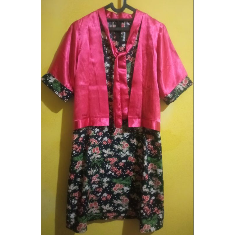 Preloved Mini Dress Hitam Bunga Kombi Outer Satin Pink