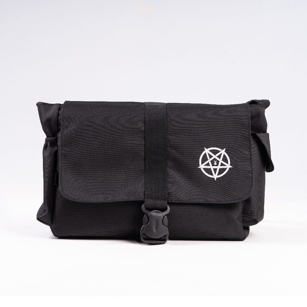 BIG PROMO Vampire Kingdom Messenger Bag Tas Sekolah Selempang Slingbag Distro Firegram Postman