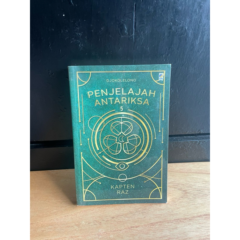 [PRELOVED] Penjelajah antariksa 5 Kapten raz sains fiksi