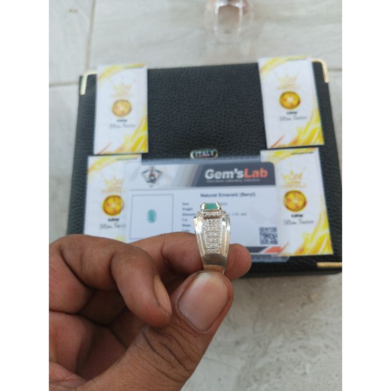 Batu Natural Emerald (Beryl) zambia