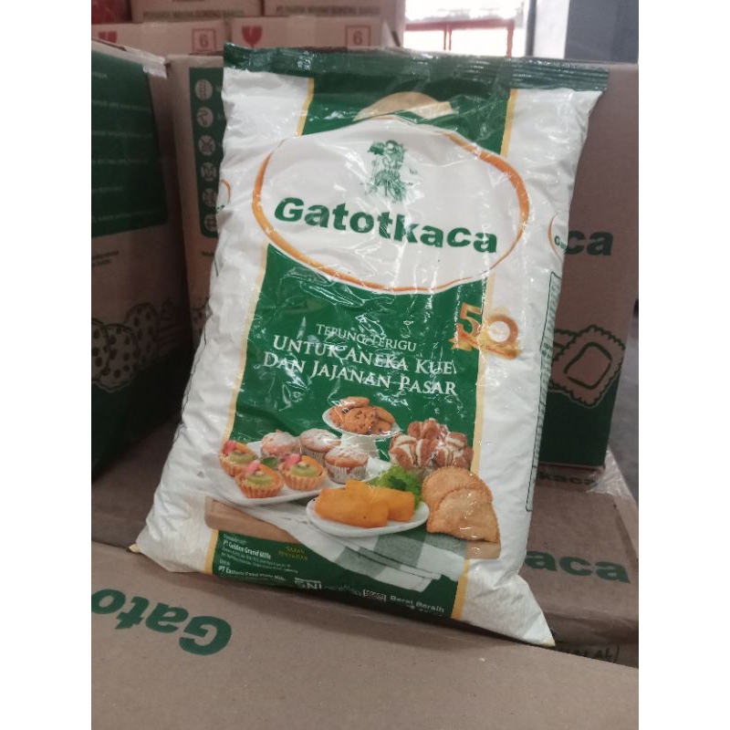 

TEPUNG TERIGU GATOT KACA 1KG 1DUS ISI 10PCS
