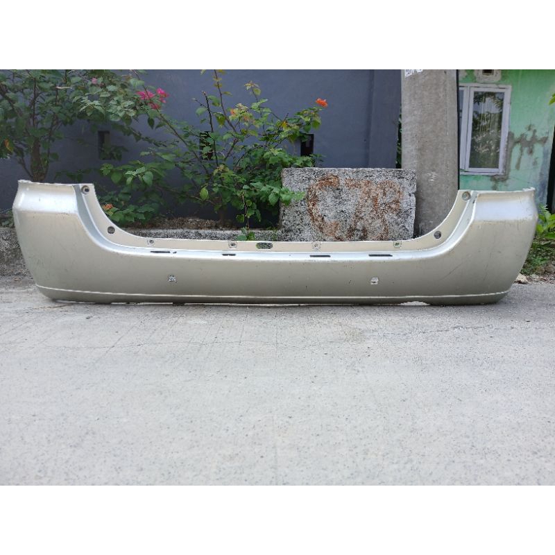 bemper belakang Innova lama 2005 second original