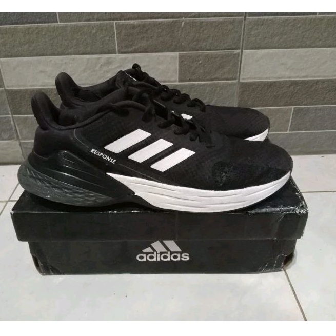 Adidas response SR running