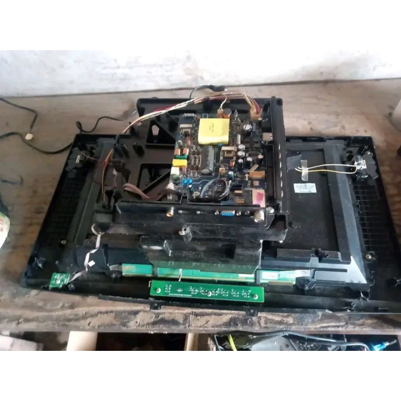 main board Polytron pld24d123