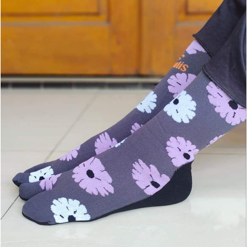 KAOS KAKI BUNGA BY C-GEULIS