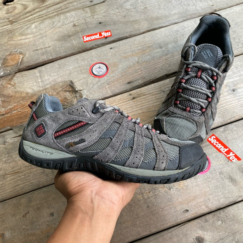 Sepatu Columbia Redmond Waterproof