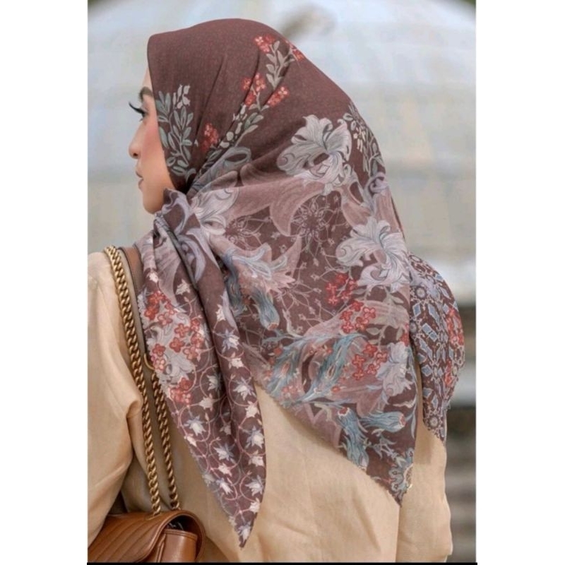 Topkapi Series Buttonscarves Pecan