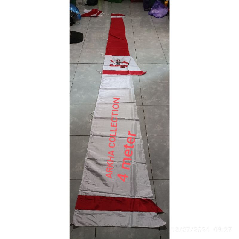 UMBUL UMBUL LAYUR MERAH PUTIH SABLON GARUDA ( panjang -+ 4 meter )