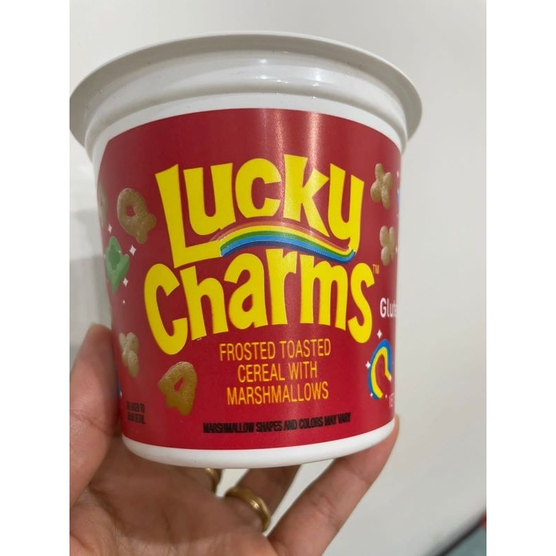 

lucky charms sereal with marshmellow