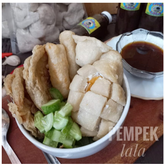 

Pempek Palembang Kapal Selam Lengkap Dengan Kuah Cuko
