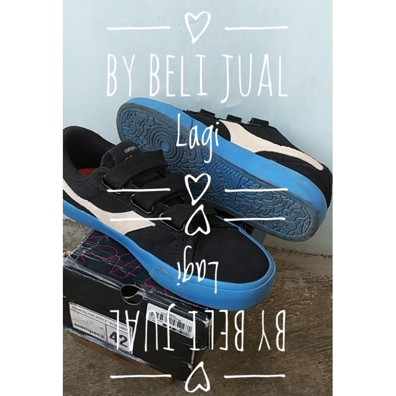 Sepatu SSEMPAC artikel THE NTXTZ versi BLUEBERRY (bekas)