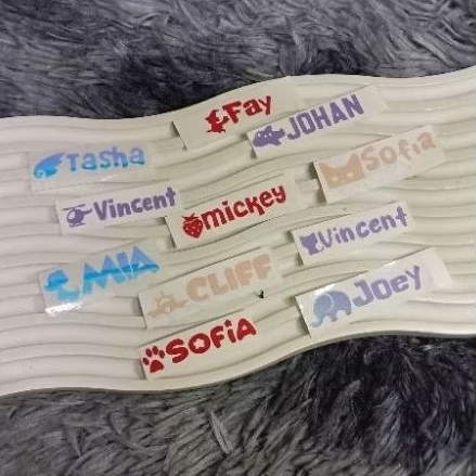 

Stiker / Label Nama Custom | cutting sticker Custom