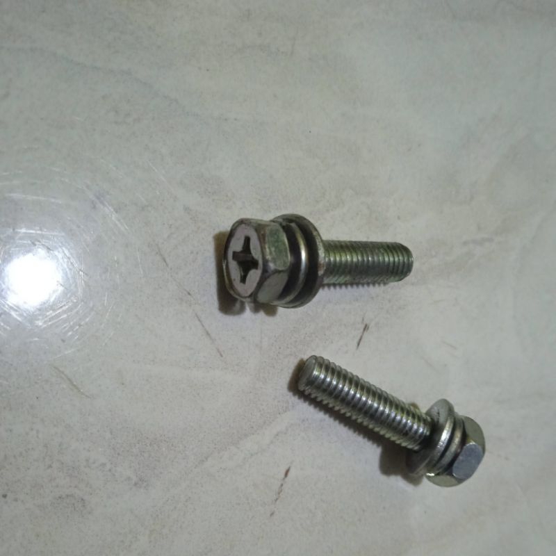 Baut M 6 x 25 mm + Ring plat  dan Ring per Kunci 10 mm